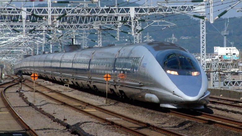 The high-speed train - Shinkansen