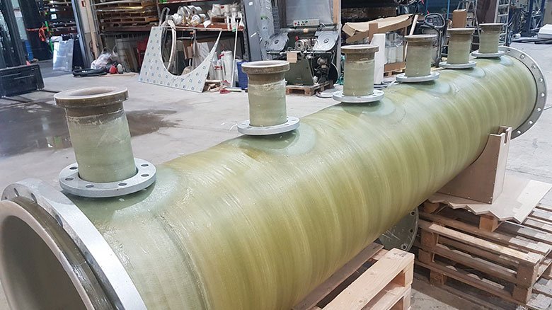 Pipe segment with stub-flanges