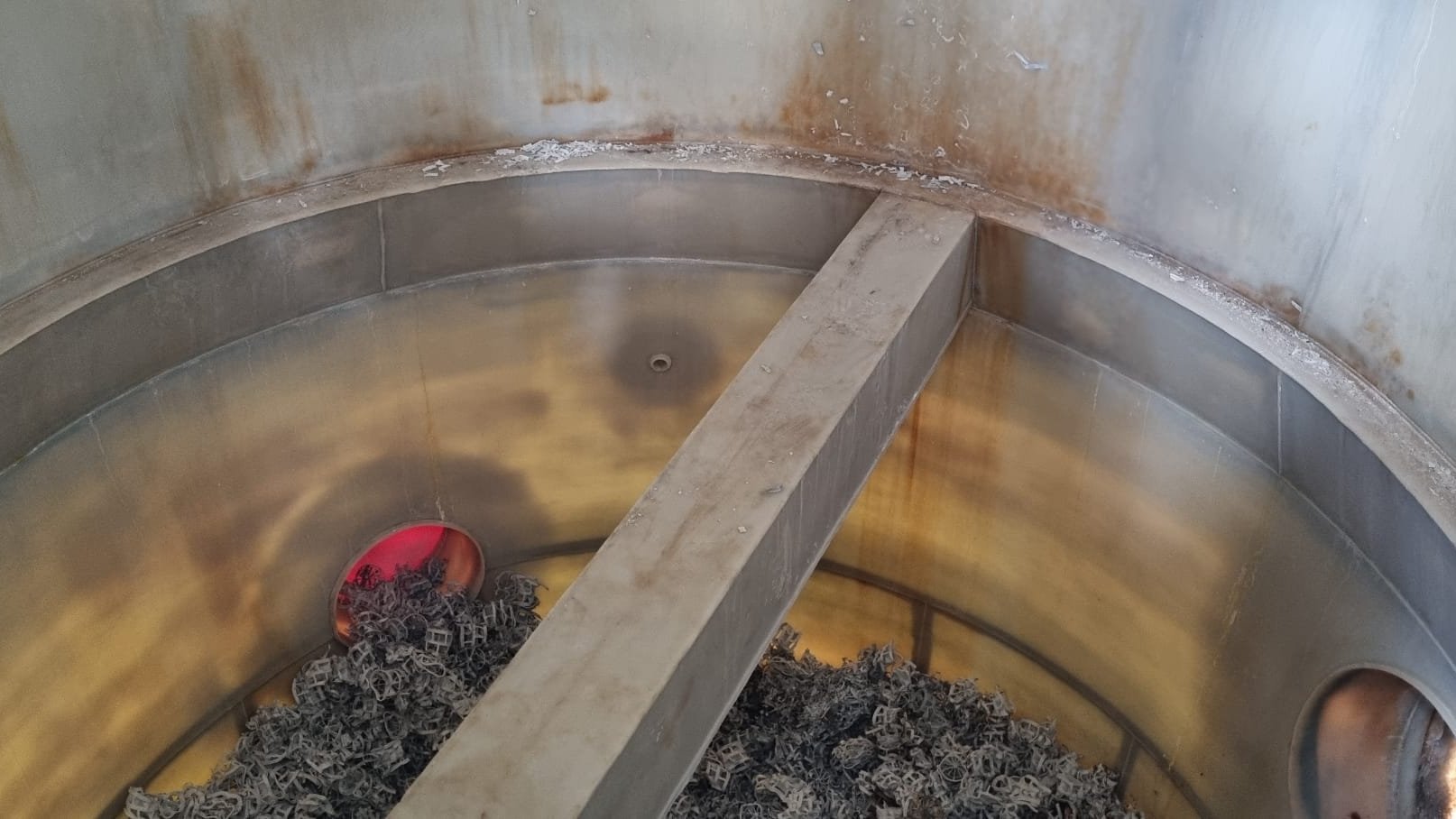 The inside of one of the tanks during the inspection without any visible damages to the ECTFE liner