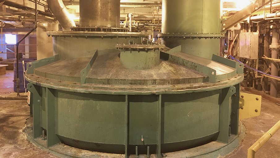 Säureverdampfereinheit mit installierter PFA-Auskleidung