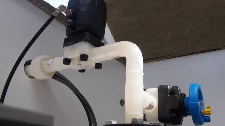 Installation of AGRU diaphragm valves in an insulated box