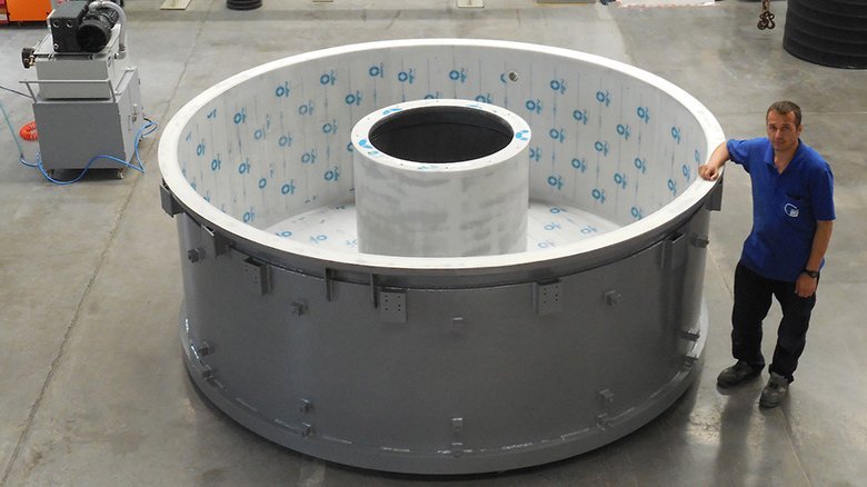 Finished PVDF-lined acid bath.
