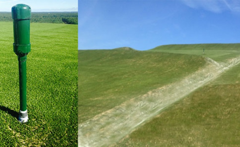 Links: Das effektive Gasentlüftungssystem von AGRU verhindert eine Blasenbildung unter dem Kunstrasen. | Rechts: Die HydroBinder®-Zementfüllung – perfekter Halt für Schächte und Kanäle.